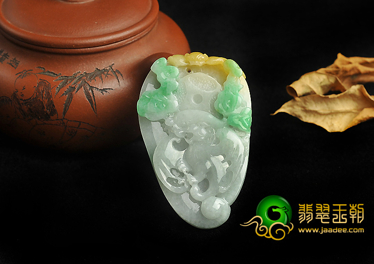 糯冰种黄加绿缅甸翡翠A货福在眼前挂件