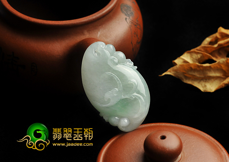 糯冰种飘翠缅甸翡翠A货如意挂件