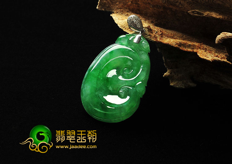 冰种绿晴水飘翠缅甸翡翠A货如意挂件（金扣）