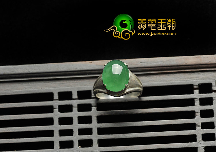 冰种蓝绿缅甸翡翠A货戒面