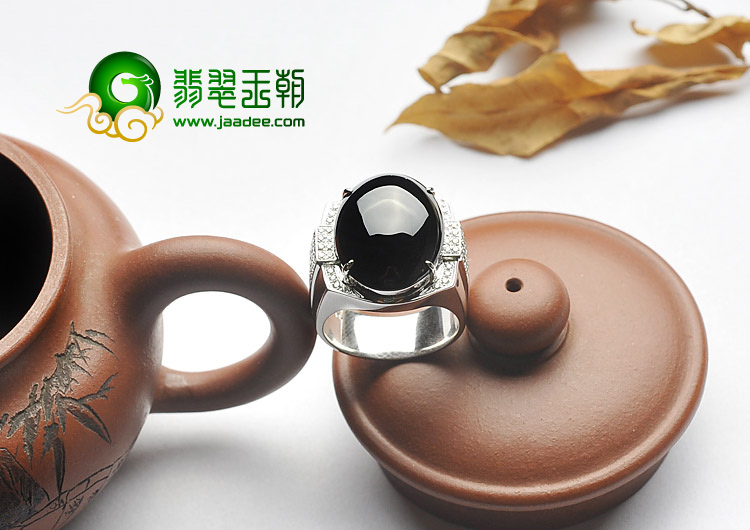冰种墨翠缅甸翡翠A货镶白金钻石戒指（男戒）