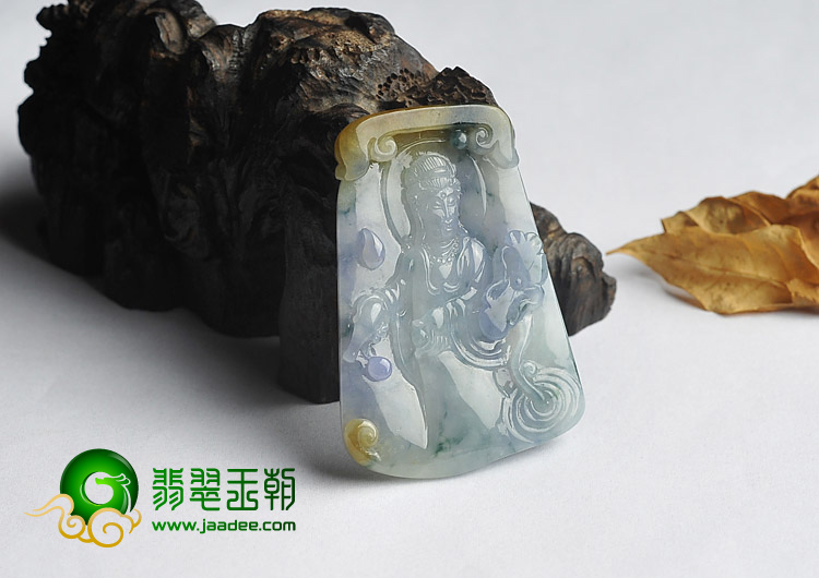 糯冰种三彩缅甸翡翠A货观音挂件