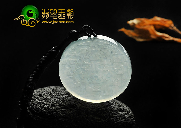 冰种晴水缅甸翡翠A货仿古龙牌挂件