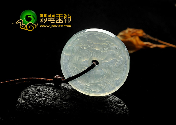 冰种晴水缅甸翡翠A货龙牌挂件