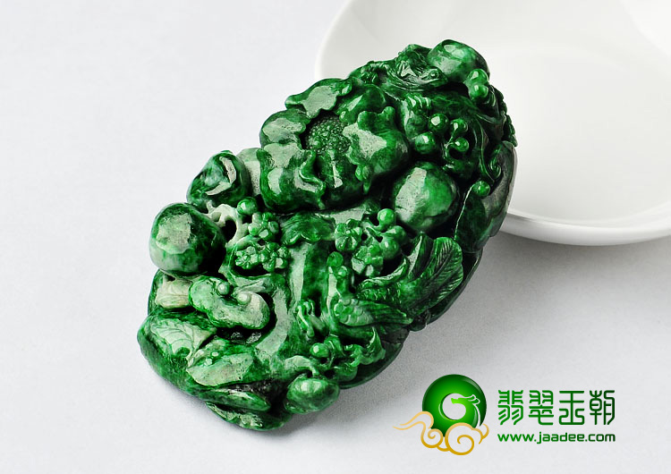 细糯种浓绿缅甸翡翠A货富贵双喜挂件