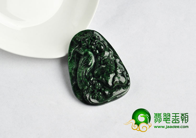 细糯种浓绿缅甸翡翠A货富贵花开挂件