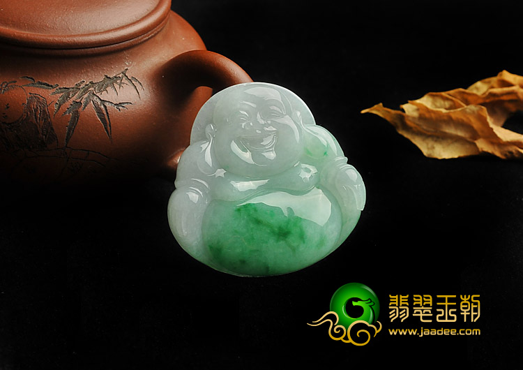 糯冰种翠色缅甸翡翠A货玉佛挂件