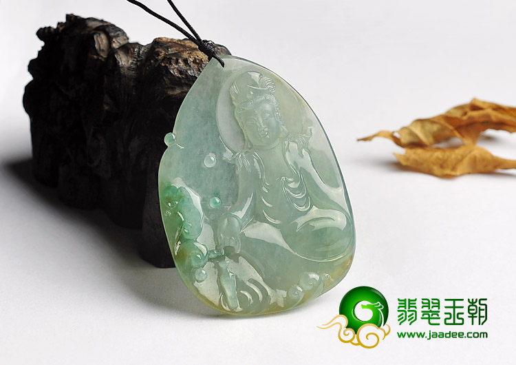 冰种晴水略带黄翡缅甸翡翠A货观音挂件