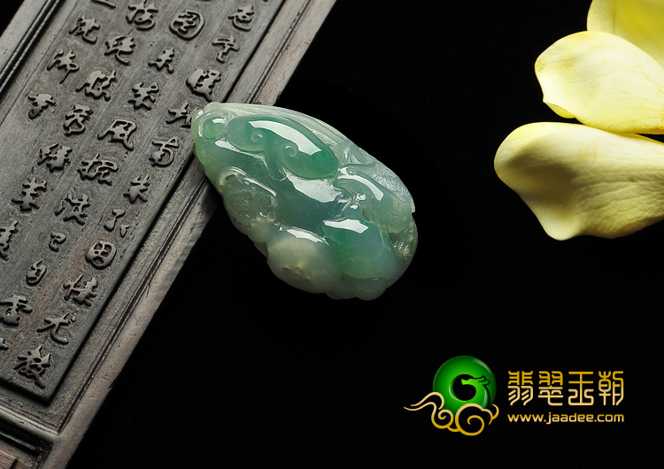 糯冰种飘花缅甸翡翠A货花开富贵挂件