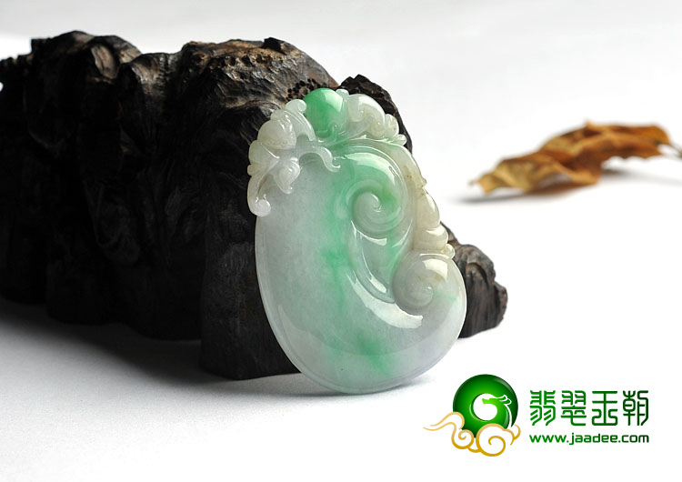糯冰种飘翠缅甸翡翠A货如意挂件