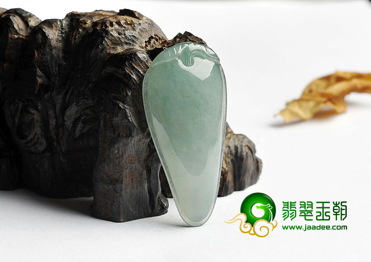 冰种晴水缅甸翡翠A货福瓜挂件