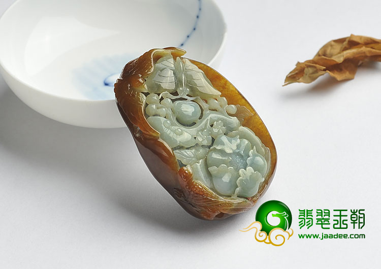 糯冰种褐红翡缅甸翡翠A货富贵花开挂件