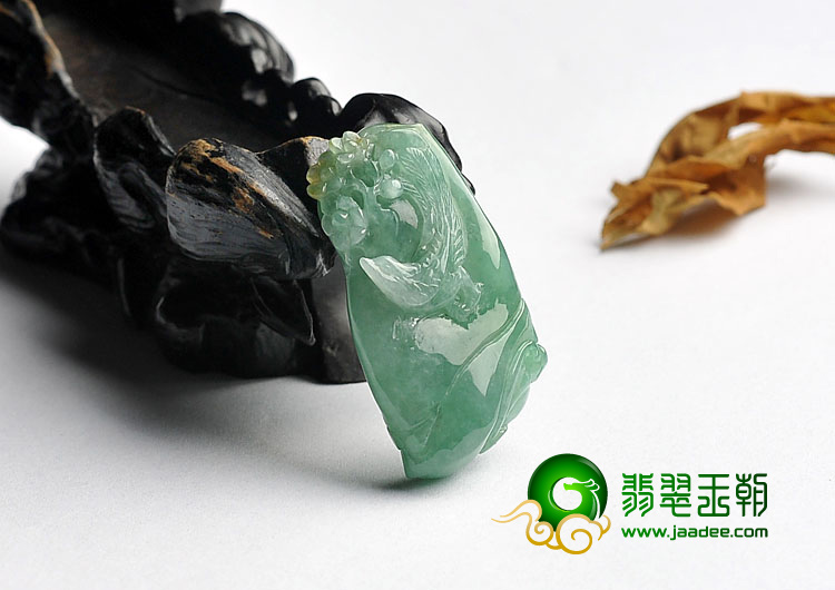 糯冰种豆色缅甸翡翠A货节节高升挂件
