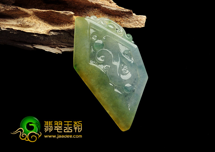 冰种黄加绿缅甸翡翠A货凤牌挂件