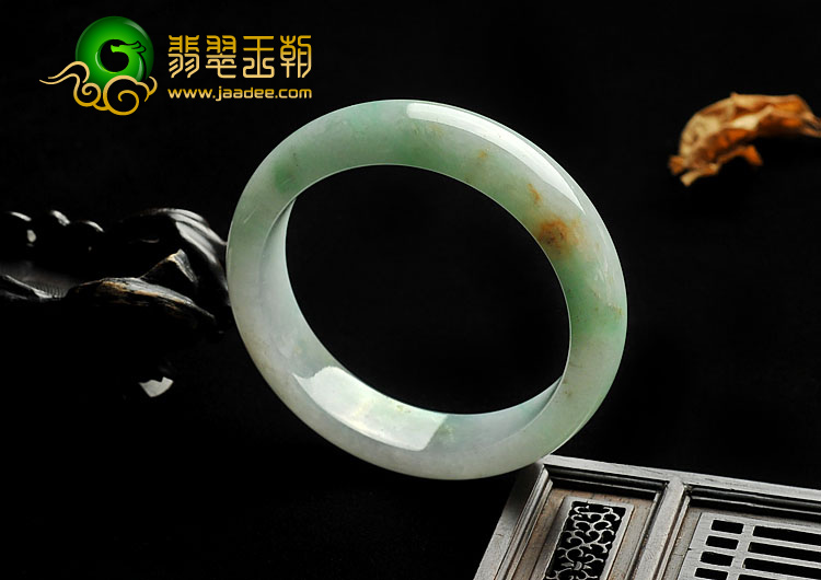 糯冰种翠色缅甸翡翠A货手镯（56mm）