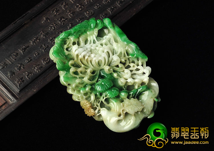细糯种多彩缅甸翡翠A货蝶恋花挂件