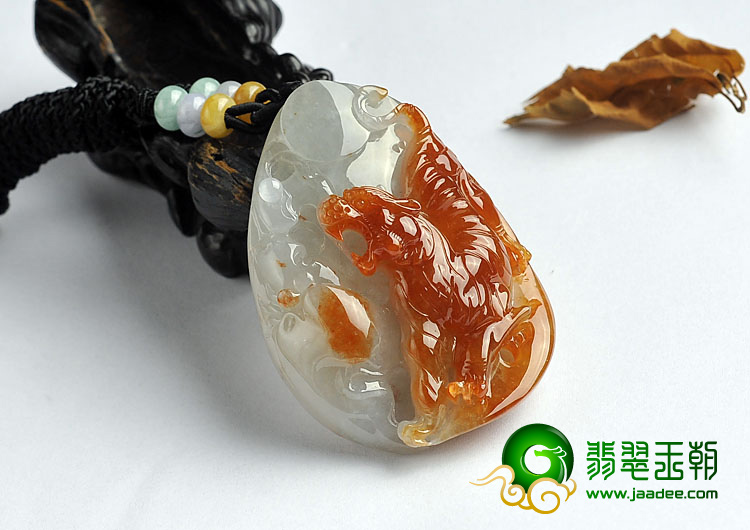 糯冰种红黄翡缅甸翡翠A货虎虎生威挂件