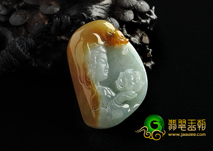 糯冰种褐黄翡缅甸翡翠A货持莲观音挂件