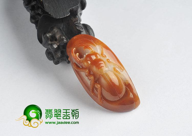糯冰种褐红翡缅甸翡翠A货富甲一方挂件