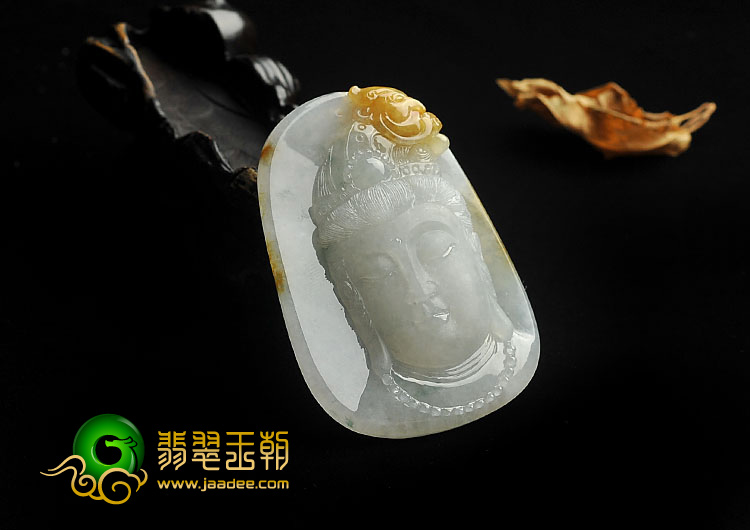冰种黄翡飘花缅甸翡翠A货观音头挂件