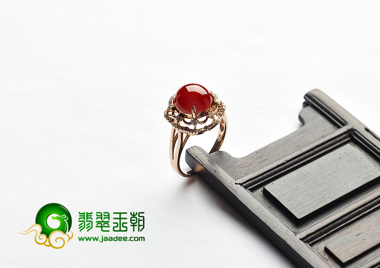 糯冰种红翡缅甸翡翠A货镶玫瑰金戒指（真钻）