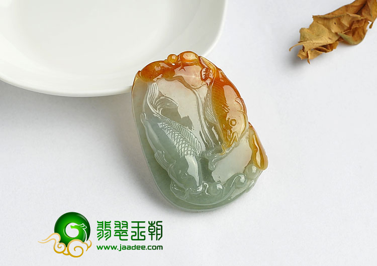 冰种晴水黄翡缅甸翡翠A货年年有余挂件