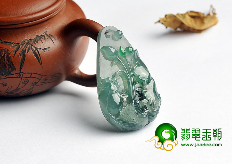 冰种晴水缅甸翡翠A货年年有余挂件