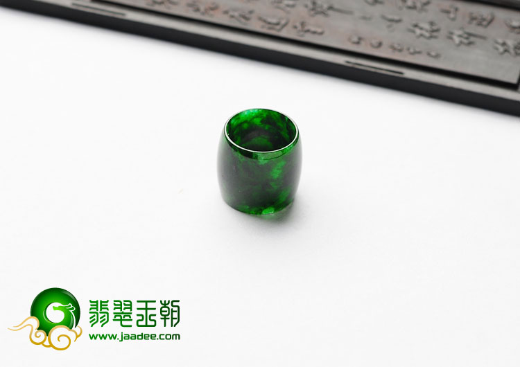 feicui糯冰种癣加绿缅甸翡翠A货路路通挂件