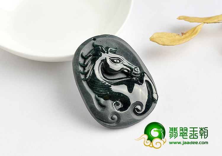 冰种墨翠缅甸翡翠A货马牌挂件