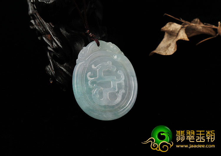 糯冰种晴水缅甸翡翠A货仿古龙挂件
