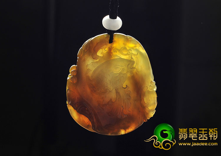 冰种褐黄翡缅甸翡翠A货年年有余挂件