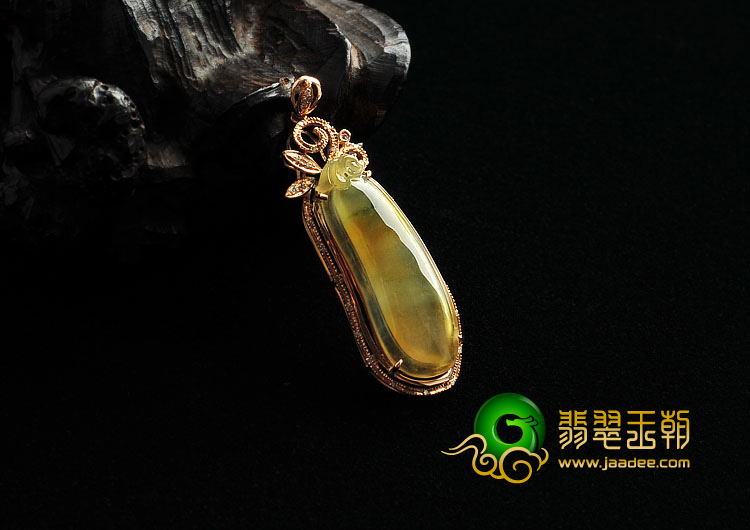 冰种黄翡缅甸翡翠A货镶玫瑰金福瓜胸坠（真钻）