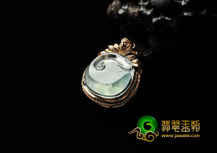 冰玻种飘花缅甸翡翠A货镶玫瑰金天鹅胸坠（真钻）