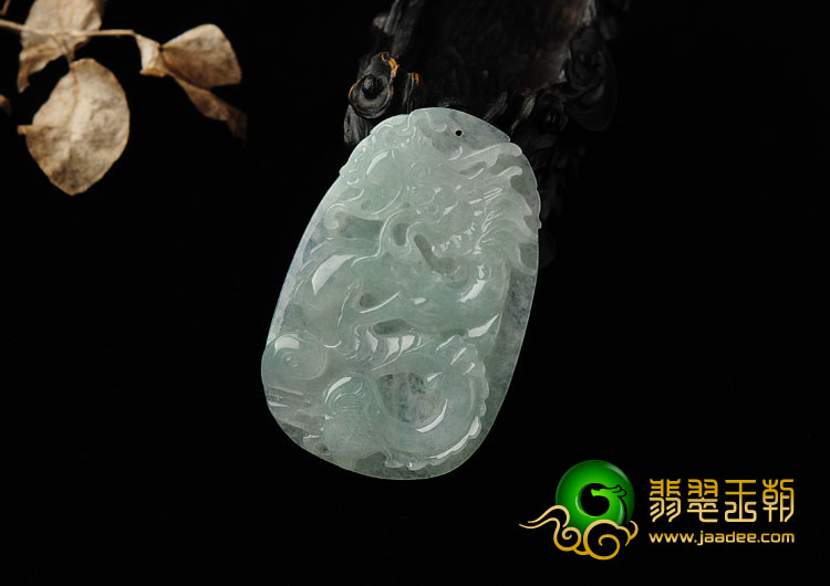 糯冰种晴水缅甸翡翠A货龙凤呈祥挂件（一对）