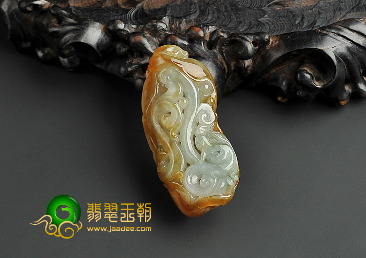 糯冰种褐黄翡飘花缅甸翡翠A货仿古龙凤挂件