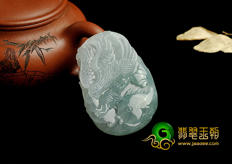糯冰种晴水缅甸翡翠A货抓住机遇挂件