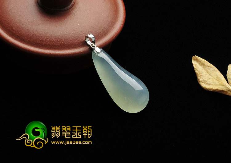 冰种晴水缅甸翡翠A货福瓜挂件（金扣）