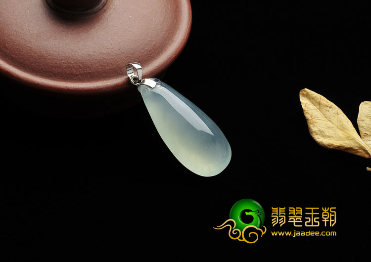 冰种晴水缅甸翡翠A货福瓜挂件（金扣）