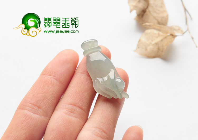 冰种晴水缅甸翡翠A货招财手挂件