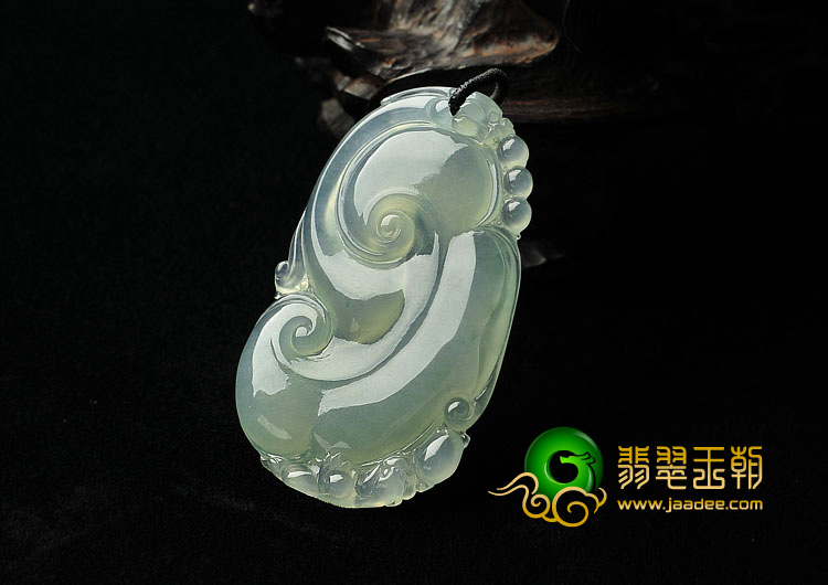 冰种飘花缅甸翡翠A货如意挂件
