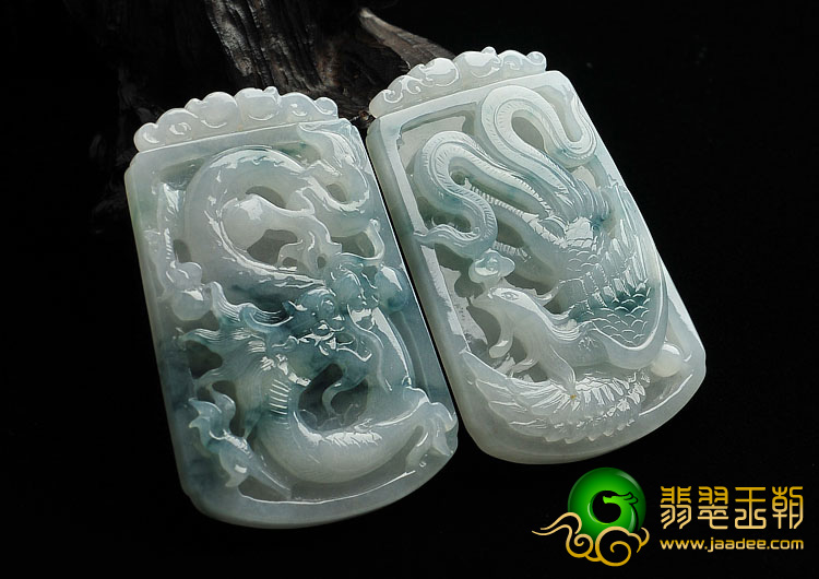 糯冰种飘花缅甸翡翠A货龙凤牌挂件（一对）