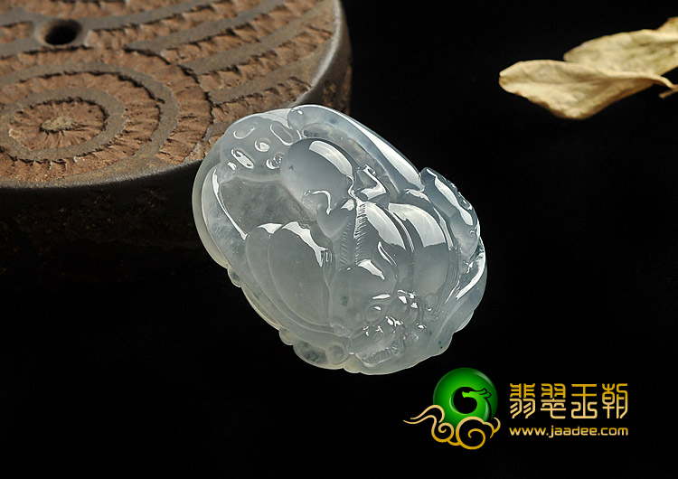 冰种晴水略飘花缅甸翡翠A货福在眼前挂件