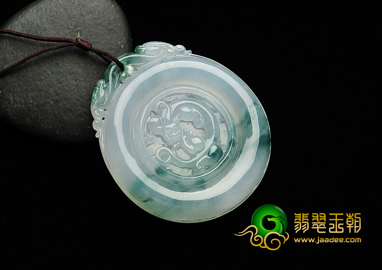 冰种飘花缅甸翡翠A货螭龙牌挂件