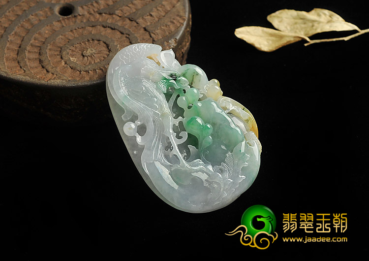 冰种三彩缅甸翡翠A货凤牌挂件