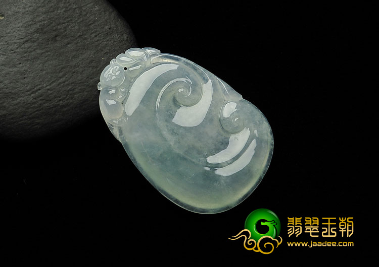 冰种淡晴水缅甸翡翠A货如意挂件