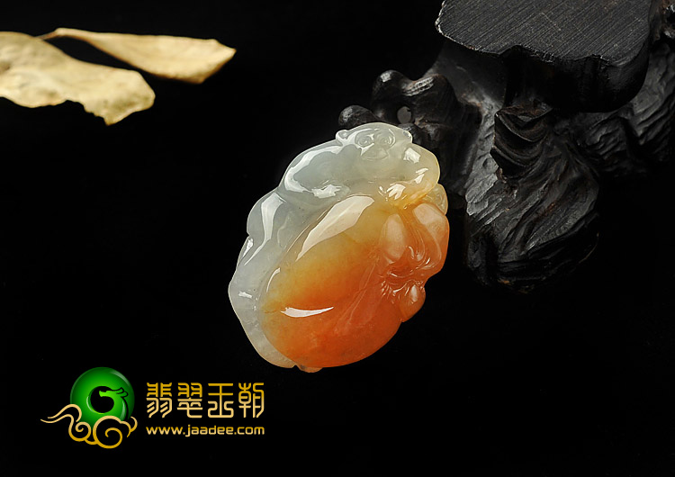 冰种黄翡缅甸翡翠A货灵猴献寿挂件