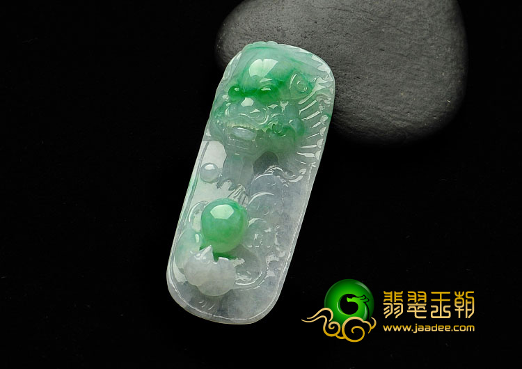 糯冰种飘翠缅甸翡翠A货龙头挂件