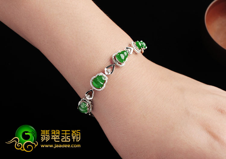 冰种阳绿缅甸翡翠A货镶白金葫芦手链（真钻）