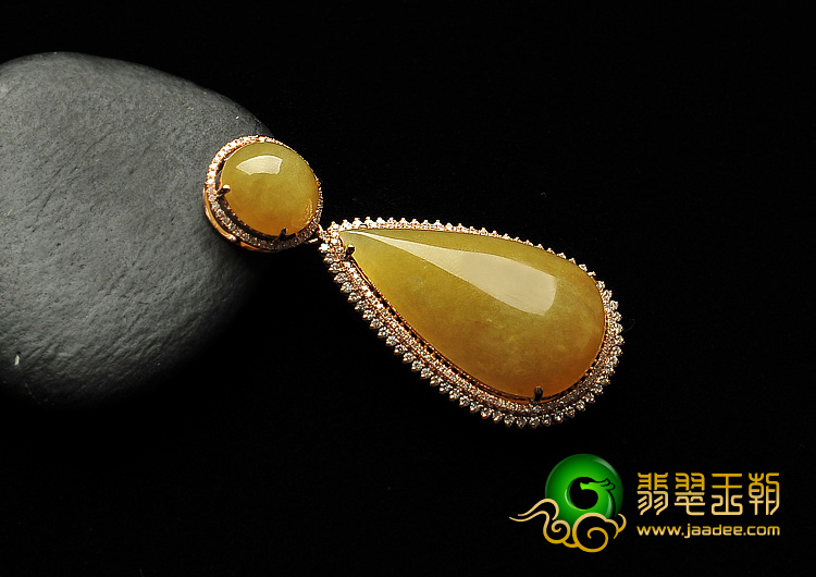 糯冰种黄翡缅甸翡翠A货镶玫瑰金水滴胸坠（真钻）