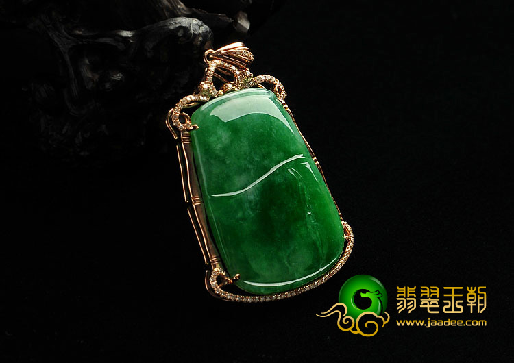 糯冰种阳绿缅甸翡翠A货镶玫瑰金节节高胸坠（真钻）